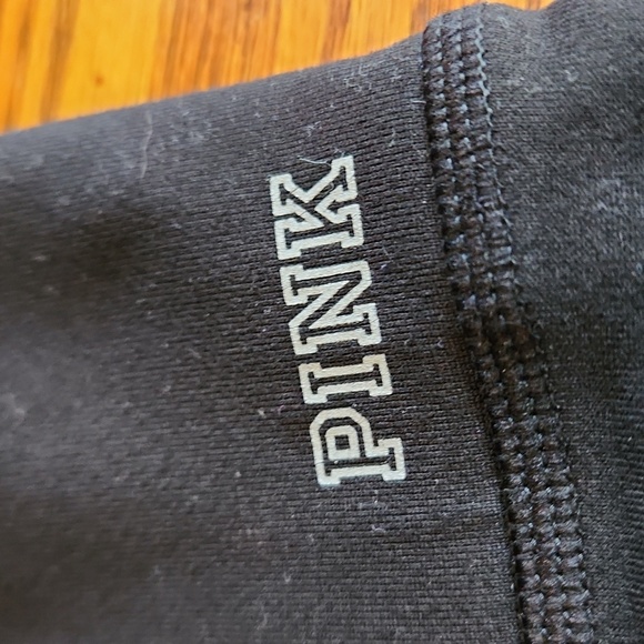 PINK Victoria's Secret Ultimate Leggings - Picture 3 of 6